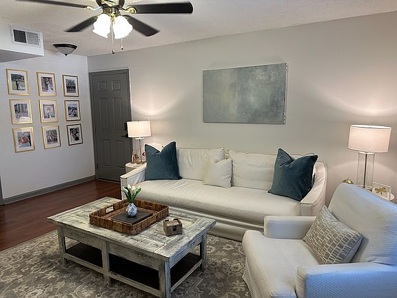 3rd image of 204 Patton Chapel Way #204