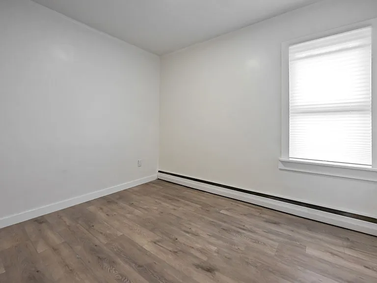 9 Spencer Ave #2 — Photo 1