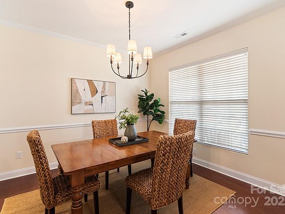 4th image of 7922 Sardis Creek Ln