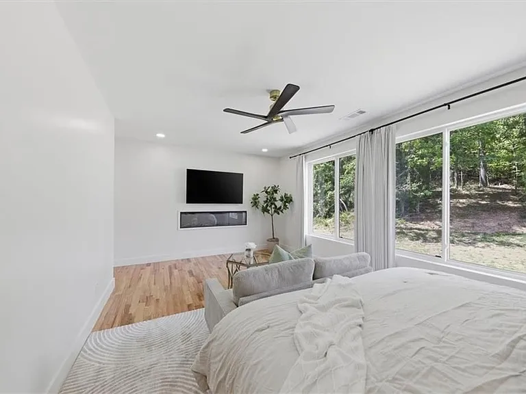 4107 Danforth Rd — Photo 45