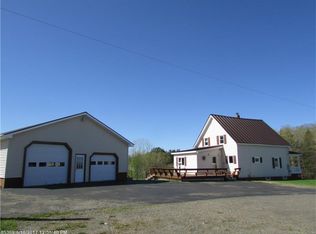 463 Foxcroft Rd, Houlton, ME 04730