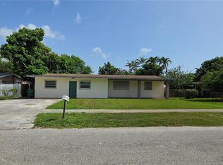 1331 NE 211th St, Miami, FL 33179