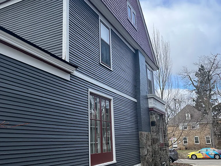 344 College Ave SE — Photo 3