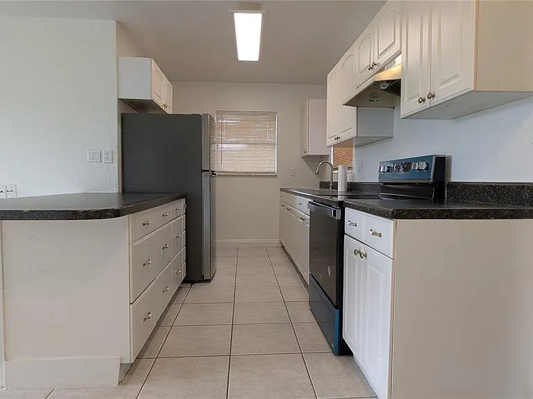 21298 Percy Ave — Photo 13