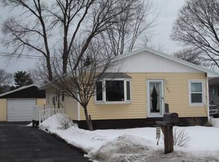1625 Bainbridge St, La Crosse, WI 54603
