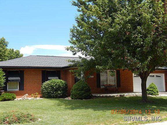 2nd image of 2329 Arnold Dr