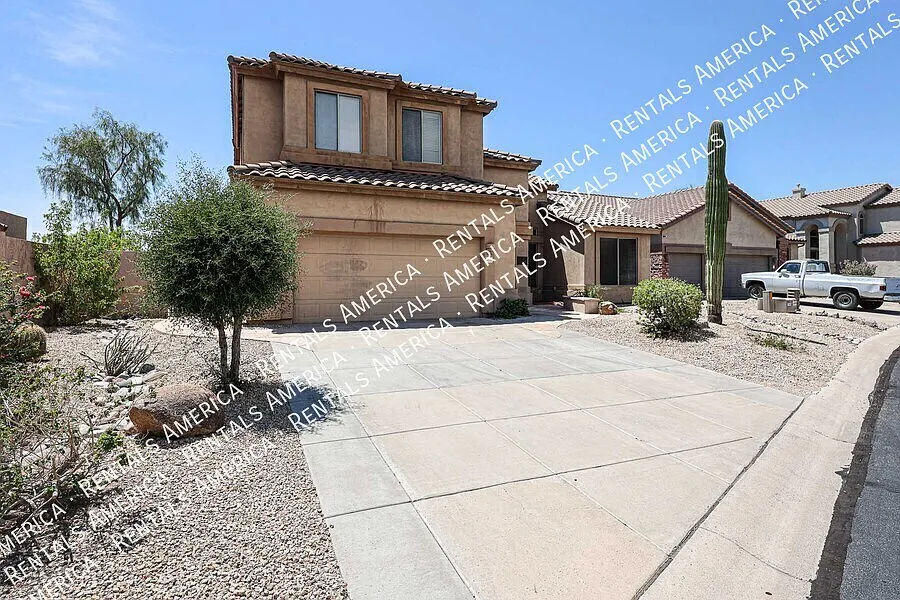 Mountain Gate at Las Sendas — Photo 2
