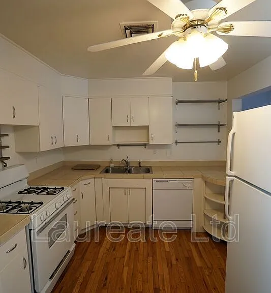 1818 S Dahlia St — Photo 5