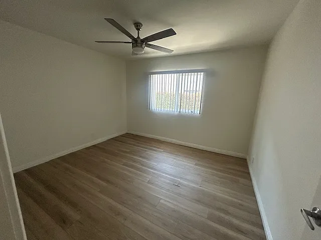 15211 S Raymond Ave #A — Photo 3