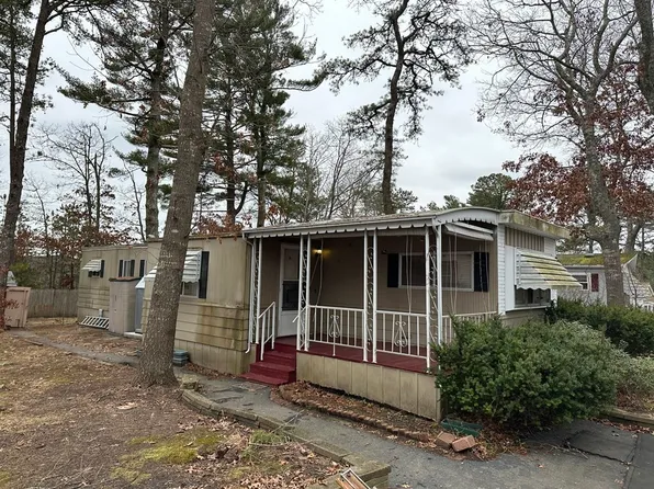 175 View St, Wareham, MA 02571