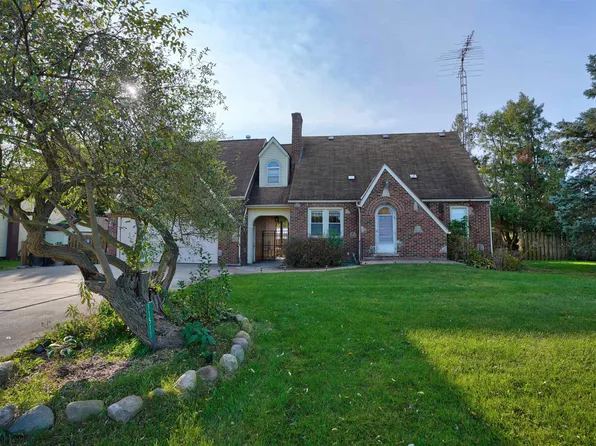 11511 N Belsay Rd, Clio, MI 48420