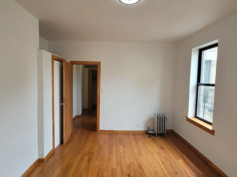 1066 Ward Ave #1E — Photo 13