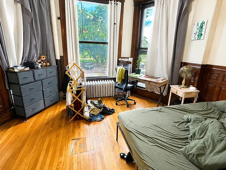 15 Bay State Rd #4 — Photo 1