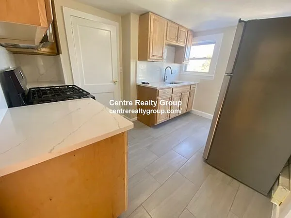 1 bed, 1.0 bath, 800 sqft, $2,000 — Photo 4
