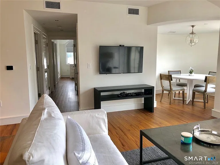 5 Church Ln #410 — Photo 10