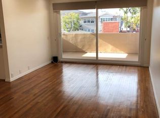 8118 W 83rd St APT B, Venice, CA 90293