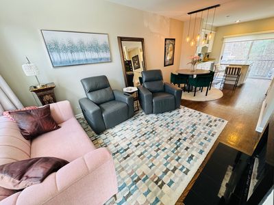 2001 N Honore St Unit A, Chicago, IL, 60614