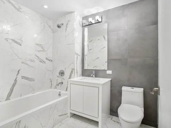 2727 Henry Hudson Parkway West image 8 of 26