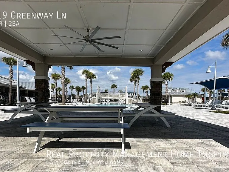 319 Greenway Ln — Photo 40