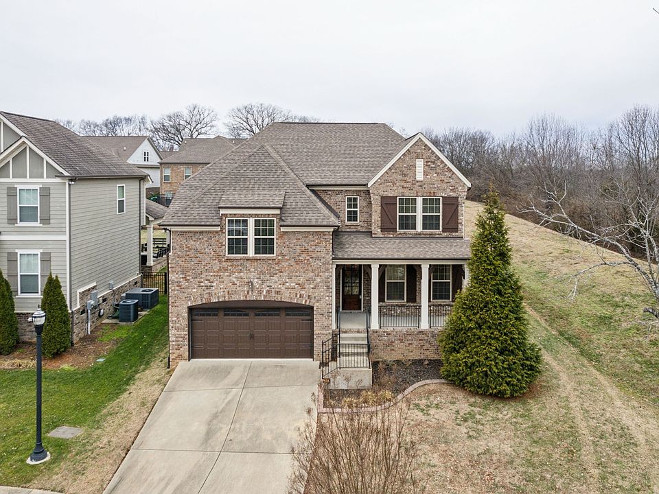 1st image of 2539 Tapestry St