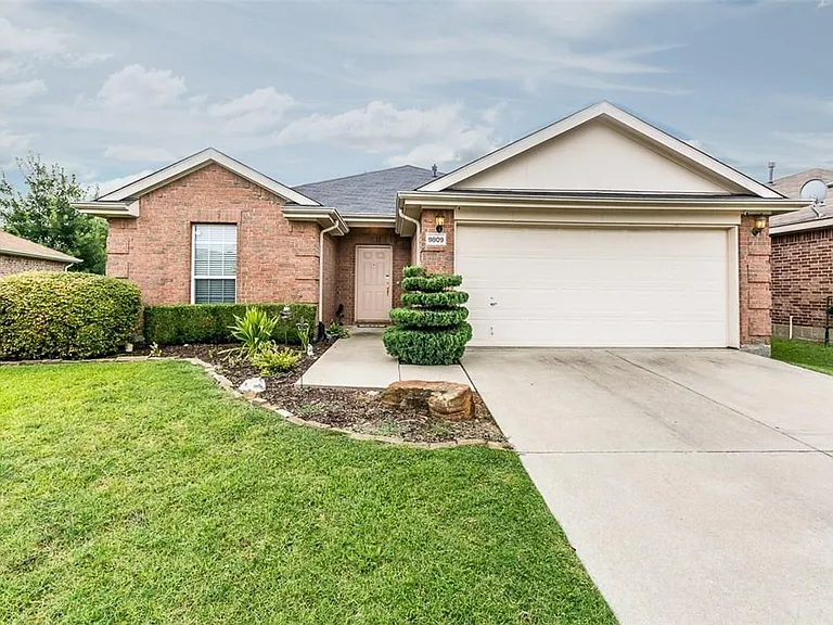 9809 Coolidge Dr — Photo 1