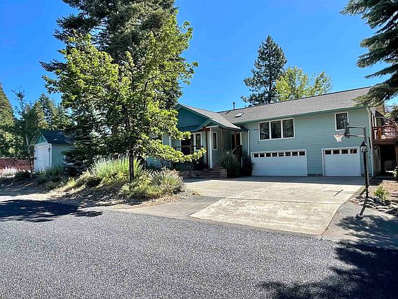 3rd image of 3285 Cedar Ln