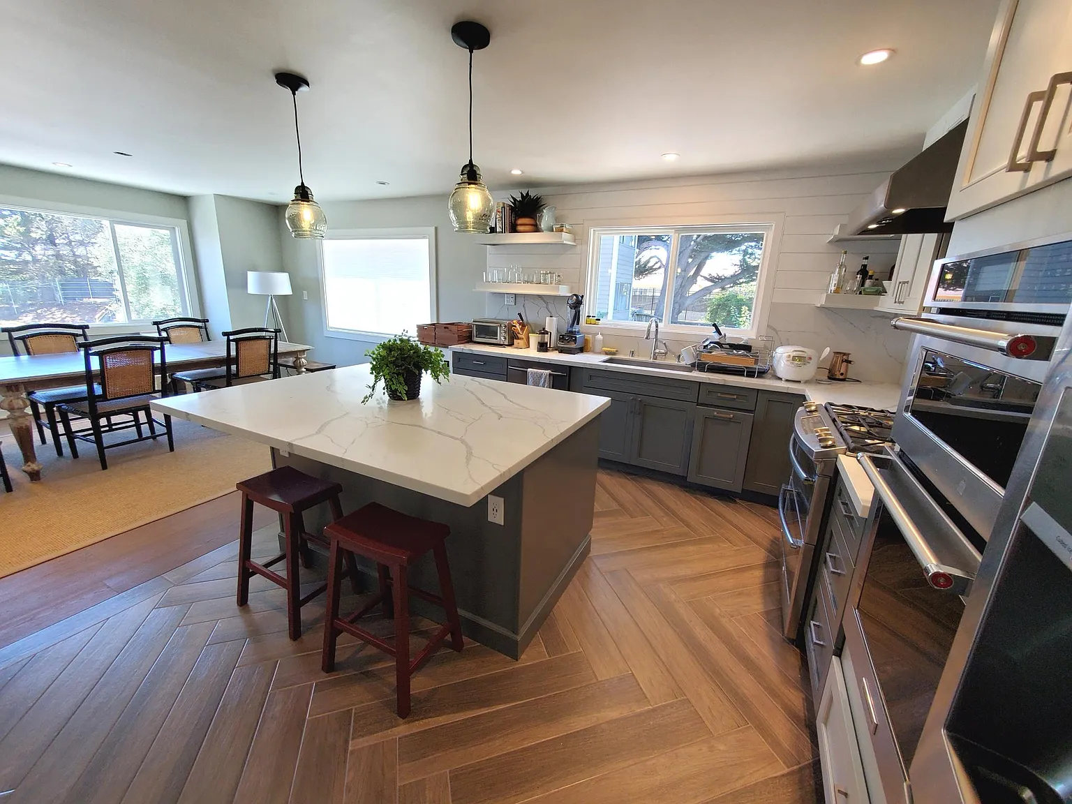 21 Hawkins Lane — Photo 3