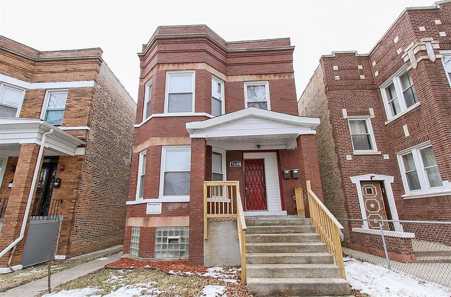2nd image of 7151 W 71st St