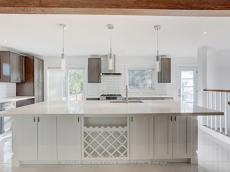 304 Felan Ave — Photo 4