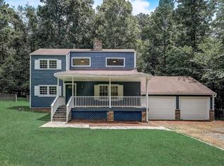 903 Pine Cir, Woodstock, GA 30189