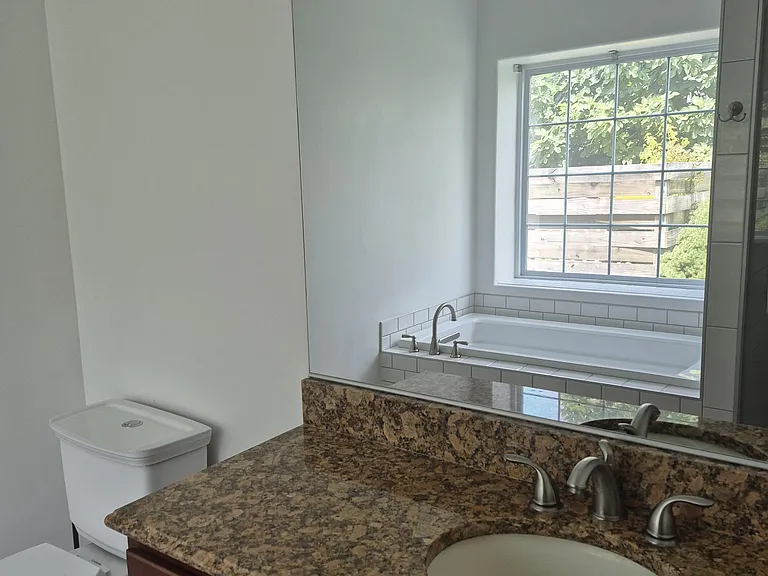 5532 Bulls Bay Dr — Photo 13