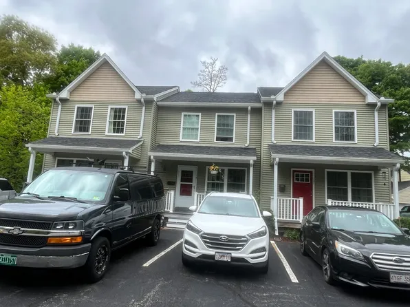 17 Arcade St Unit B, Whitinsville, MA 01588