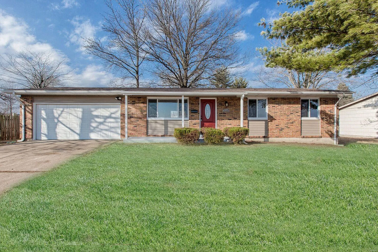 3733 Rudelle Dr photo 1