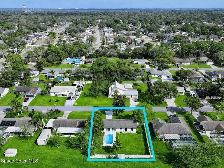6990 Bryant Rd — Photo 10