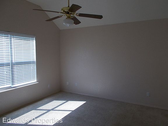4th image of 3404 Caprock Cir