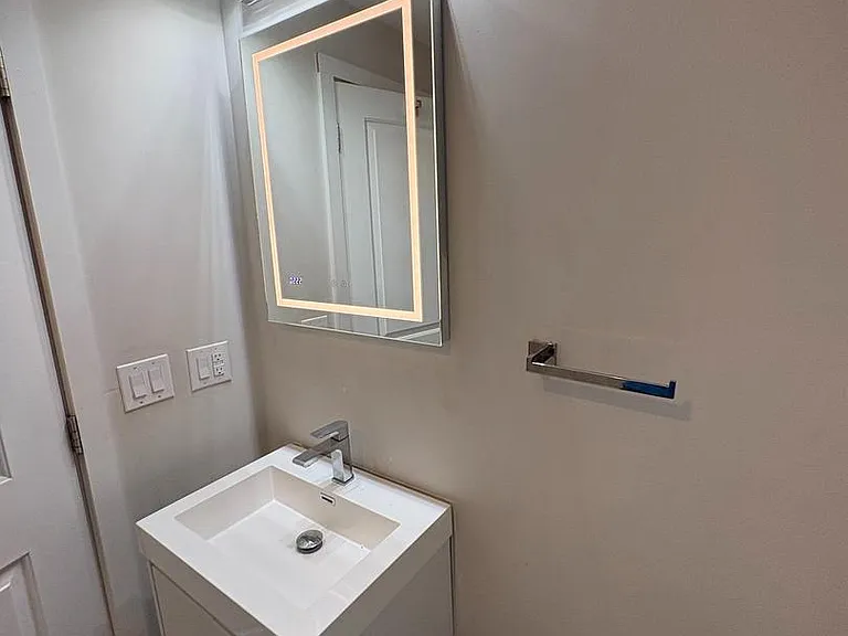 1005 N Marshall St #3 — Photo 12