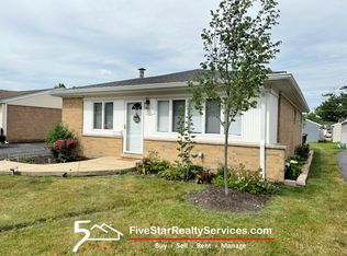 8326 N Harlem Ave, Niles, IL 60714