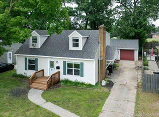 1041 Locksley Dr SW, Wyoming, MI 49509
