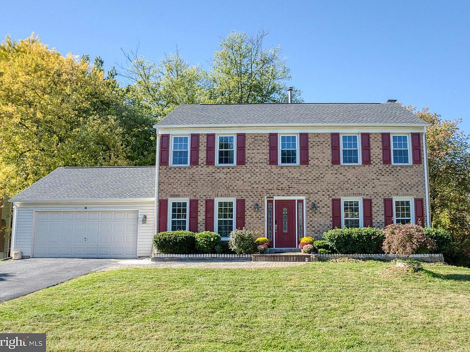 1st image of 607 Poplarwood Pl