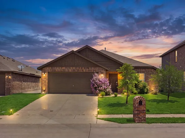 9440 Smoke Tree Dr, Forney, TX 75126