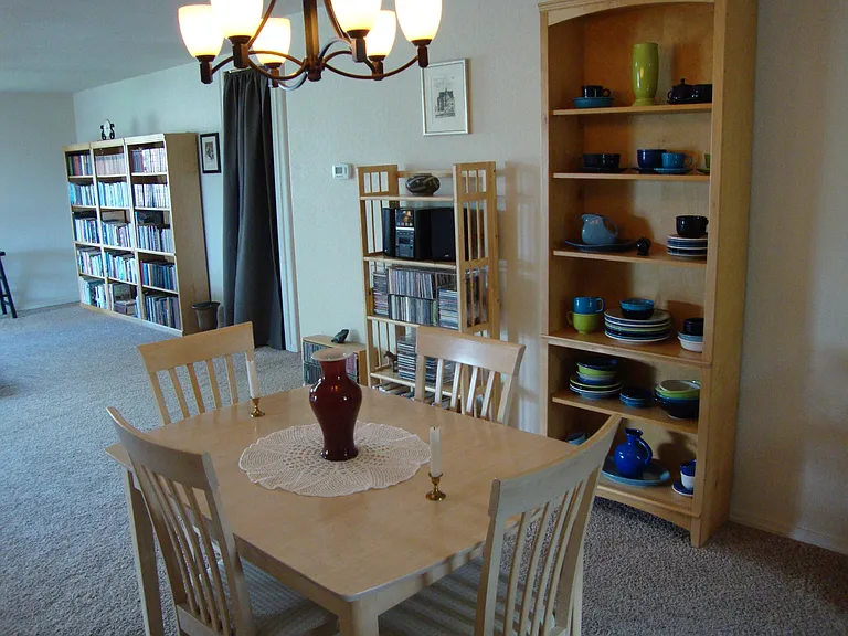 1831 Fairway Dr — Photo 6