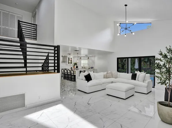 861 Mockingbird Lane, Plantation, FL 33324