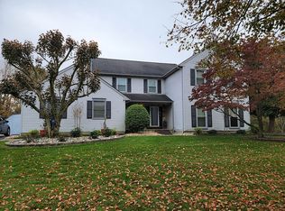 17 Wellesley Ct, Princeton Junction, NJ 08550