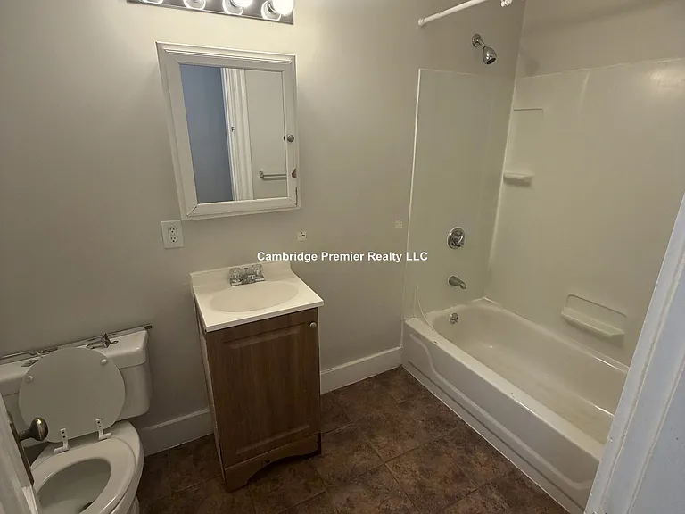 885 Massachusetts Ave #42 — Photo 6