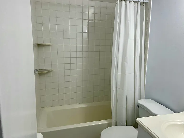 2909 Middle River Dr #105 — Photo 11