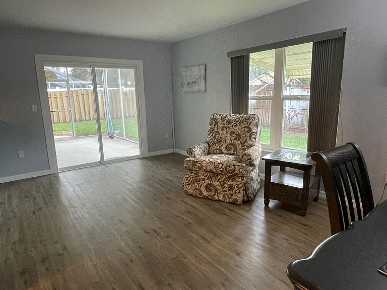 3221 Cody St — Photo 16