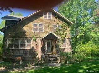 3811 Durham Rd, Royal Oak, MI 48073