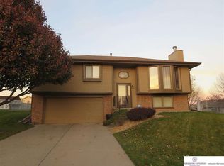 5273 N 130th Cir, Omaha, NE 68164