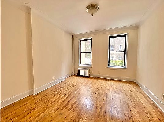 1st image of 1606 1st Ave #2CC
