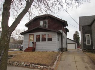 1411 S 15th St, Manitowoc, WI 54220